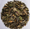 Rosen-Pai Mu Tan - weißer Tee mit Rosenknospen